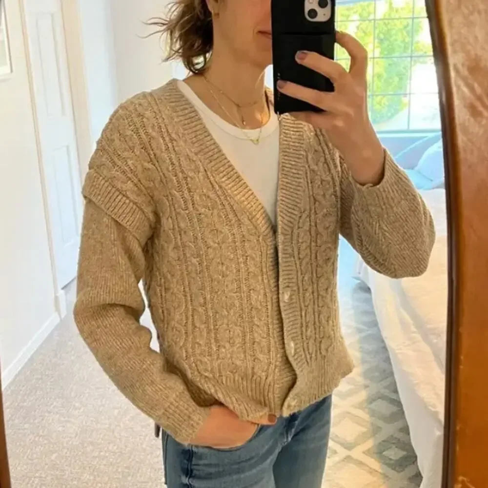 Central Park West Oatmeal Oversized Cardigan Sweater LARGE Cable Knit Beige $170 - Picture 4 of 10